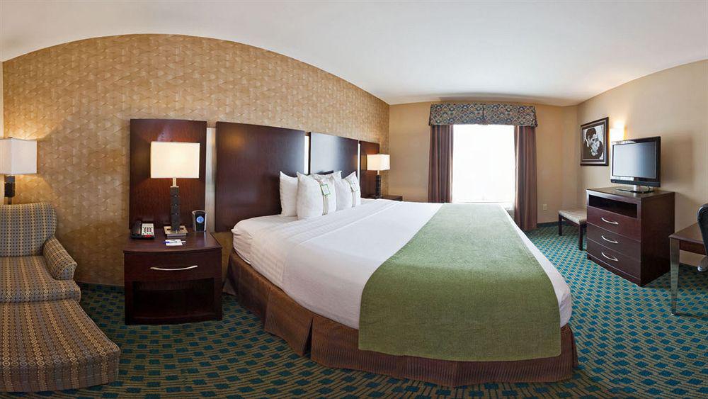 Doubletree By Hilton Fort Worth Fossil Creek Exterior photo